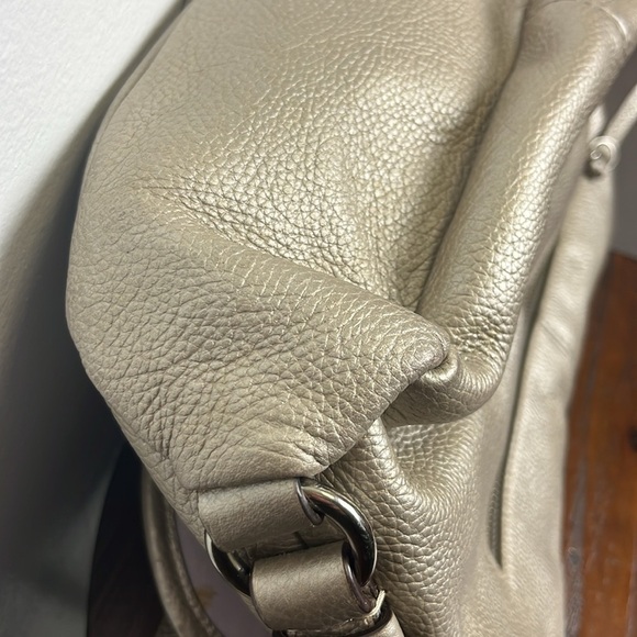 GUC VINTAGE AUTHENTIC Coach Pebble Leather Shoulder Bag Gold w/silver accents - Picture 8 of 13